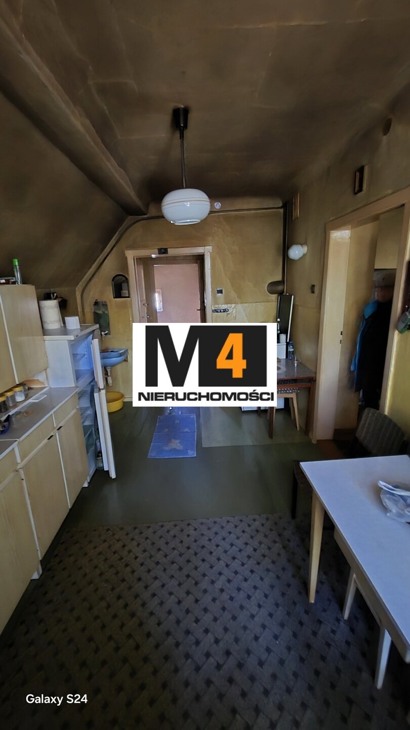 Dom jednorodzinny ponimiecki, działka 513mkw, super lokalizacja, wszystkie media, 2 garaże ! - zdjęcie 5