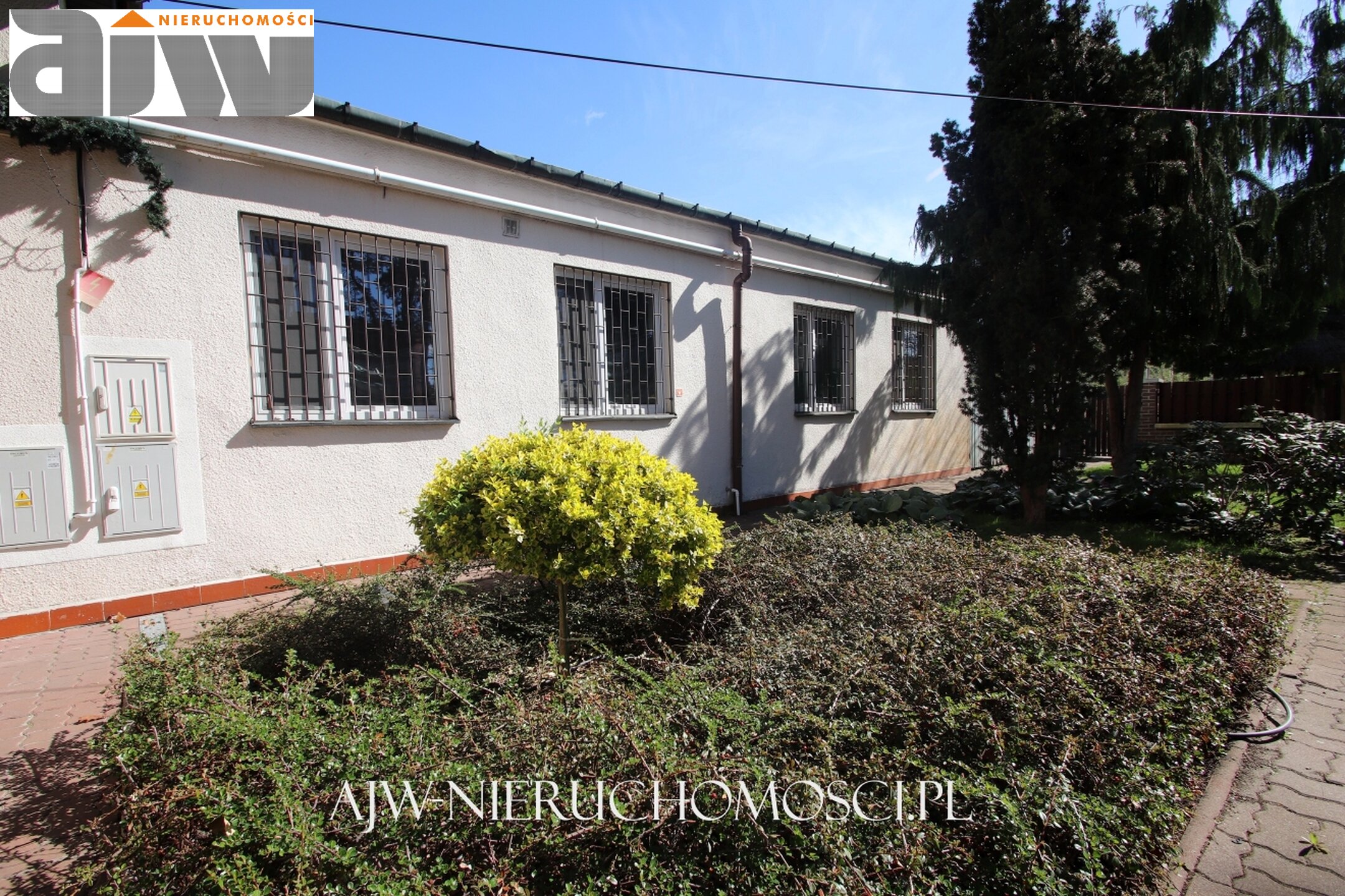 Budynek mieszkalno/usługowo/biurowo/magazynowy 390 m2 działka 1250 m2 - zdjęcie 11
