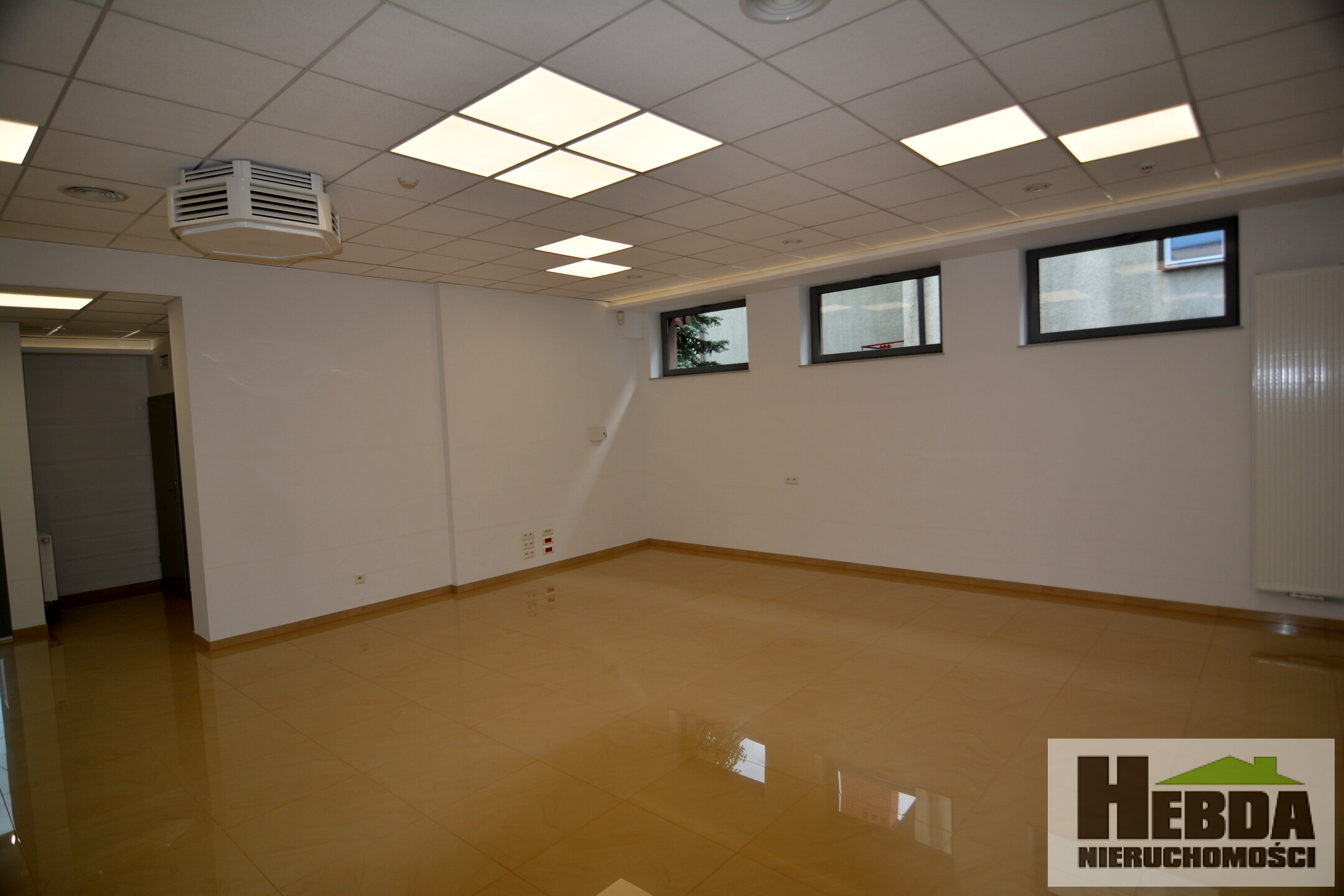 Lokal usługowy !!! ul. Hodowlana !!! 90 m2 !!! - zdjęcie 1