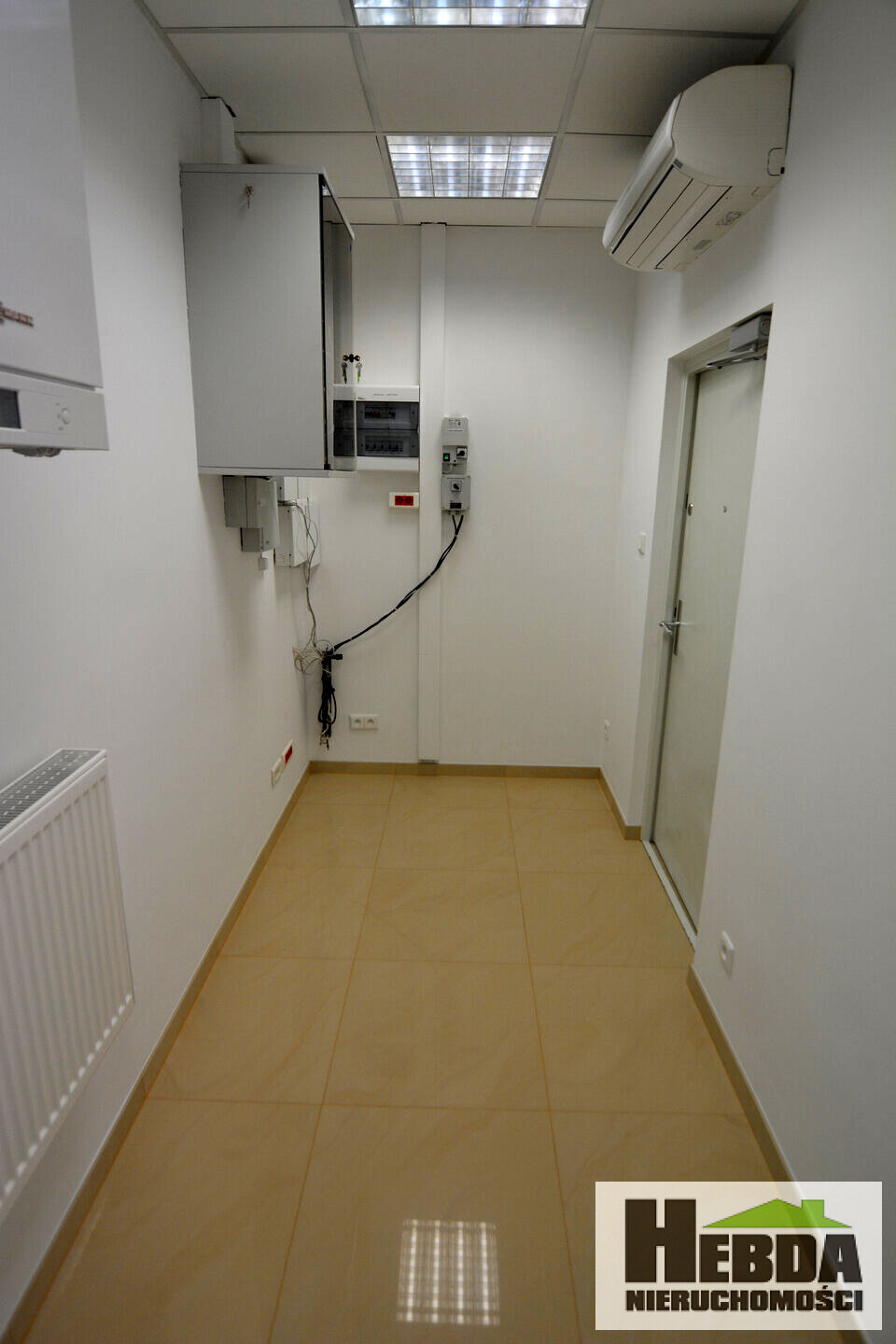 Lokal usługowy !!! ul. Hodowlana !!! 90 m2 !!! - zdjęcie 3