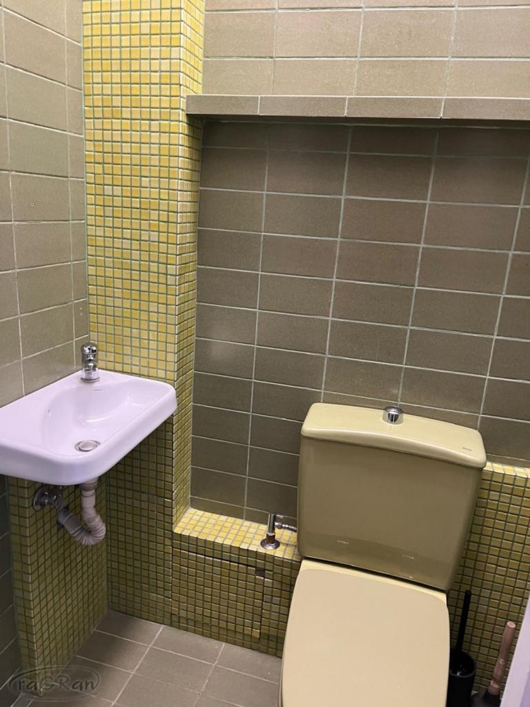 Dwupokojowe, nieumeblowane w kamieicy - zdjęcie 8