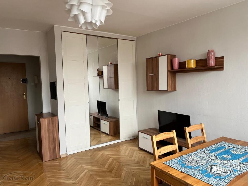 Umeblowane, jednopokojowe na Mokotowie - zdjęcie 3