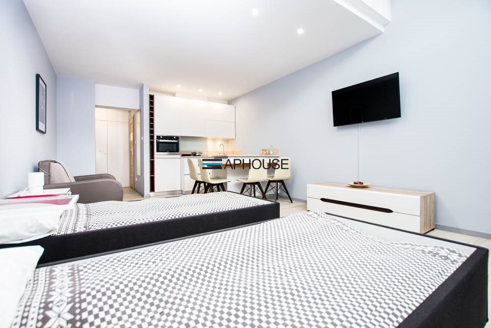 Mieszkanie 33&nbsp;m², Kraków, Aleja Józefa Piłsudskiego - zdjęcie 2