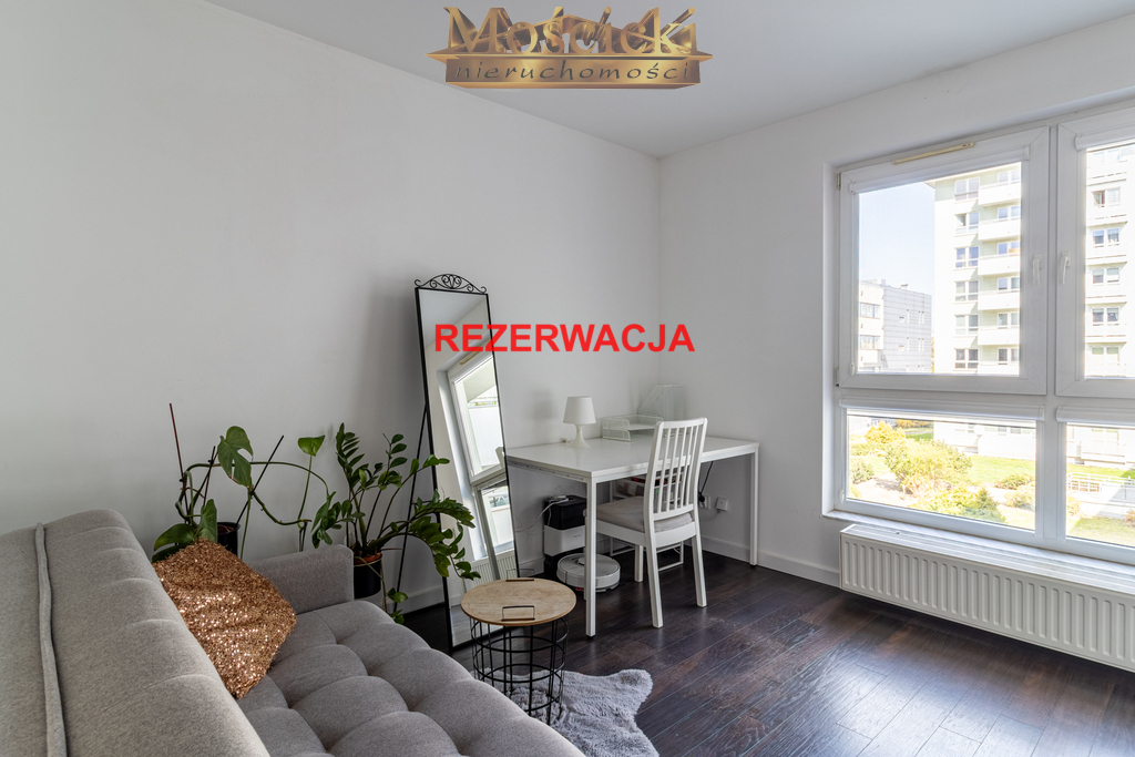 Na sprzedaż ładna kawalerka na Ochocie z balkonem - zdjęcie 2