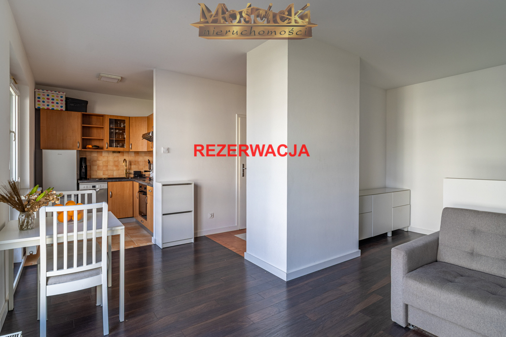 Na sprzedaż ładna kawalerka na Ochocie z balkonem - zdjęcie 5