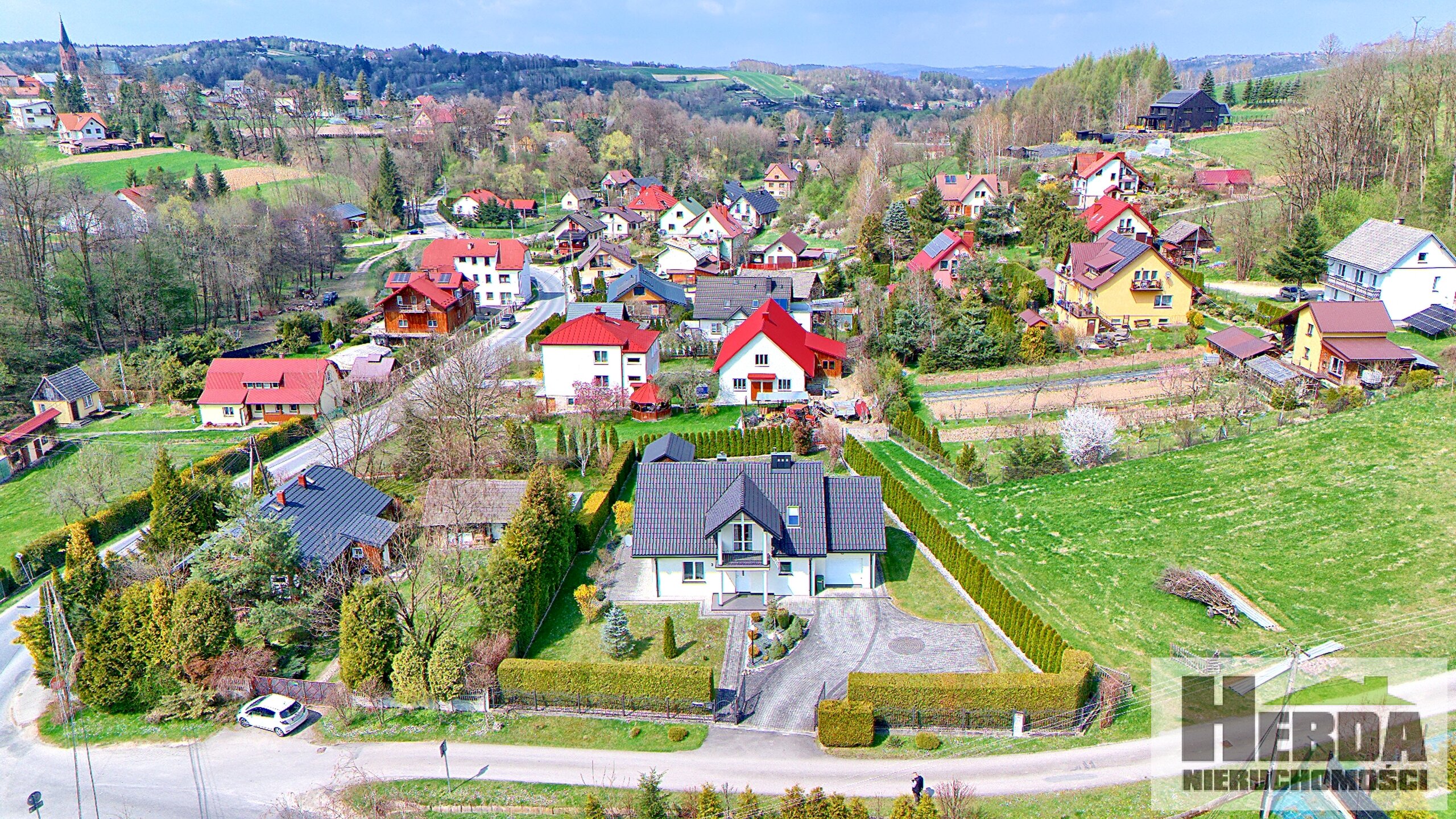 Dom wolnostojący z garażem !!!  Cieżkowice !!! - zdjęcie 17