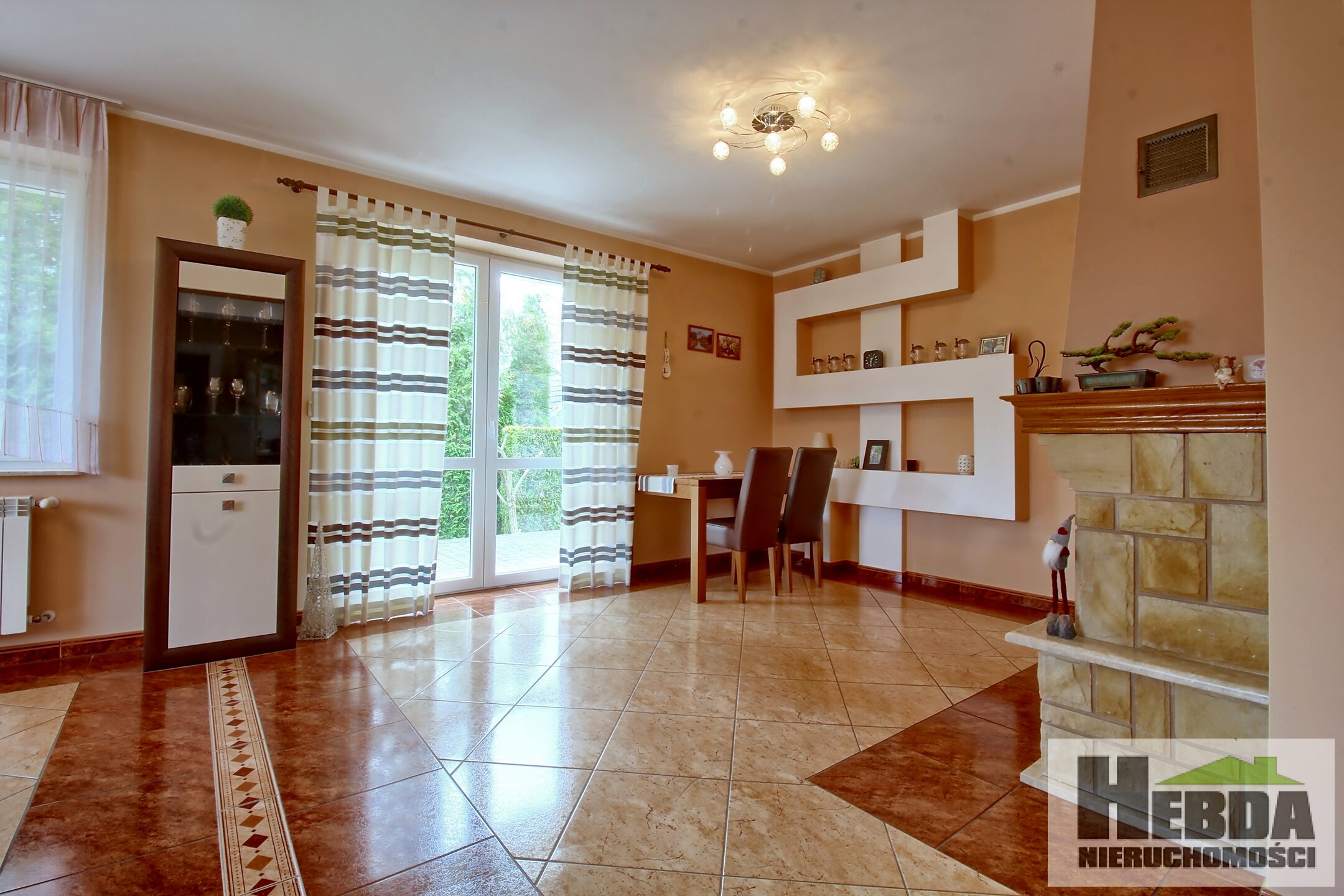 Dom wolnostojący z garażem !!!  Cieżkowice !!! - zdjęcie 2