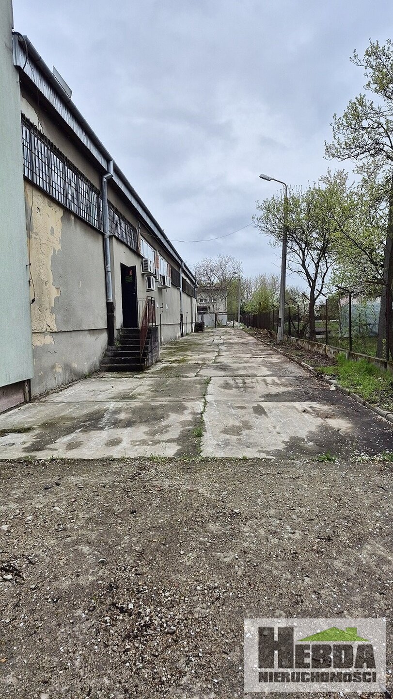 Tarnów. ul.Chyszowska ; Hala 260 m2; magazynowa, produkcyjna, z placem manewrowym - zdjęcie 11