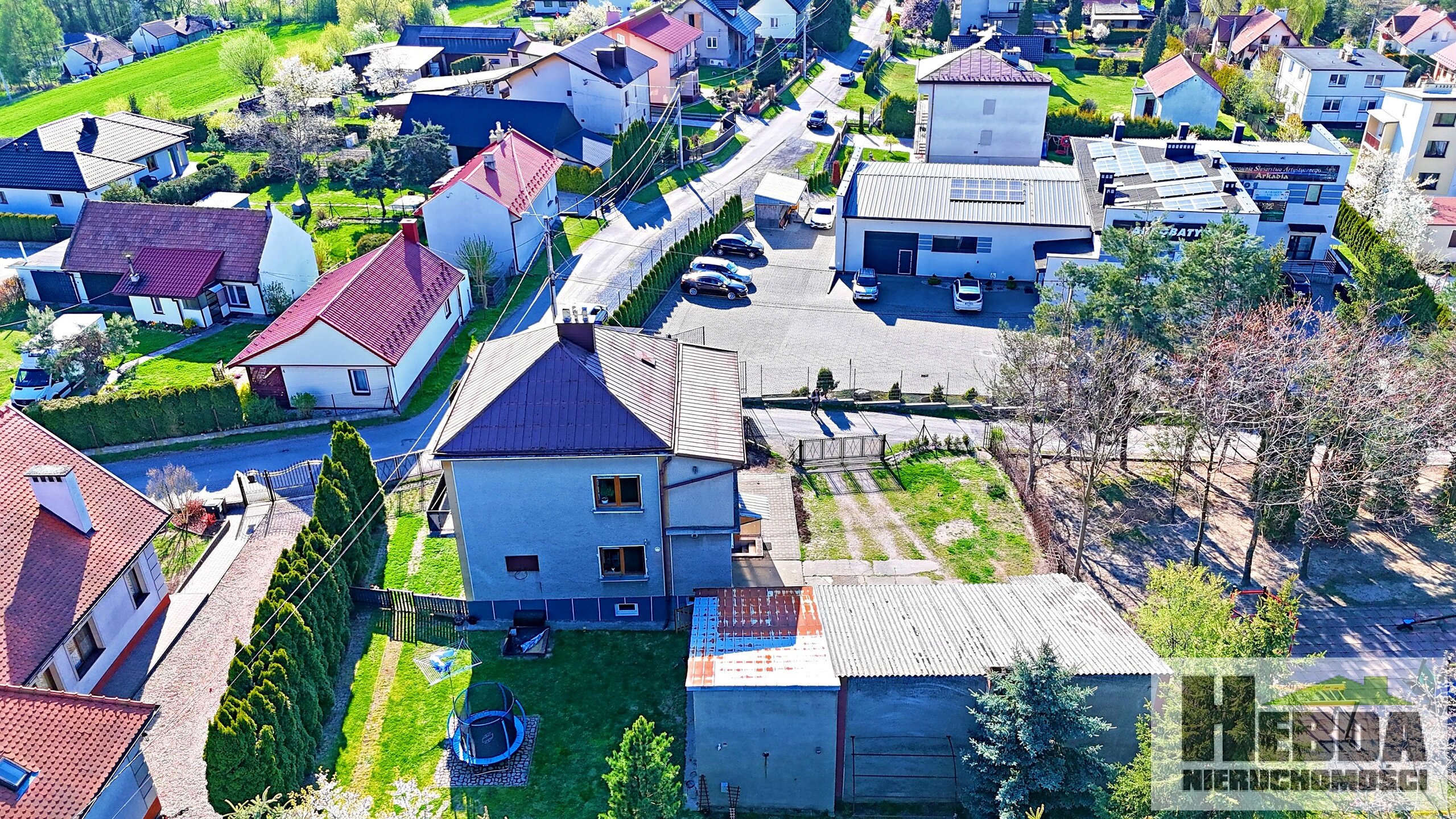 Tarnów - Krzyż  !!! Dom do zamieszkania lub pod działalność !!! - zdjęcie 18