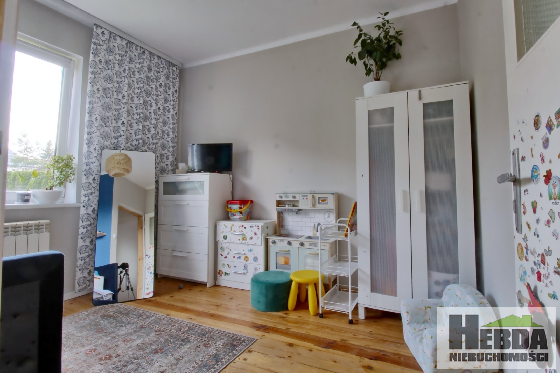 Tarnów - Krzyż  !!! Dom do zamieszkania lub pod działalność !!! - zdjęcie 8