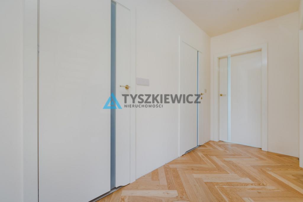 NOWOCZESNY DOM ZEROENERGETYCZNY POŁCHÓWKO - zdjęcie 21