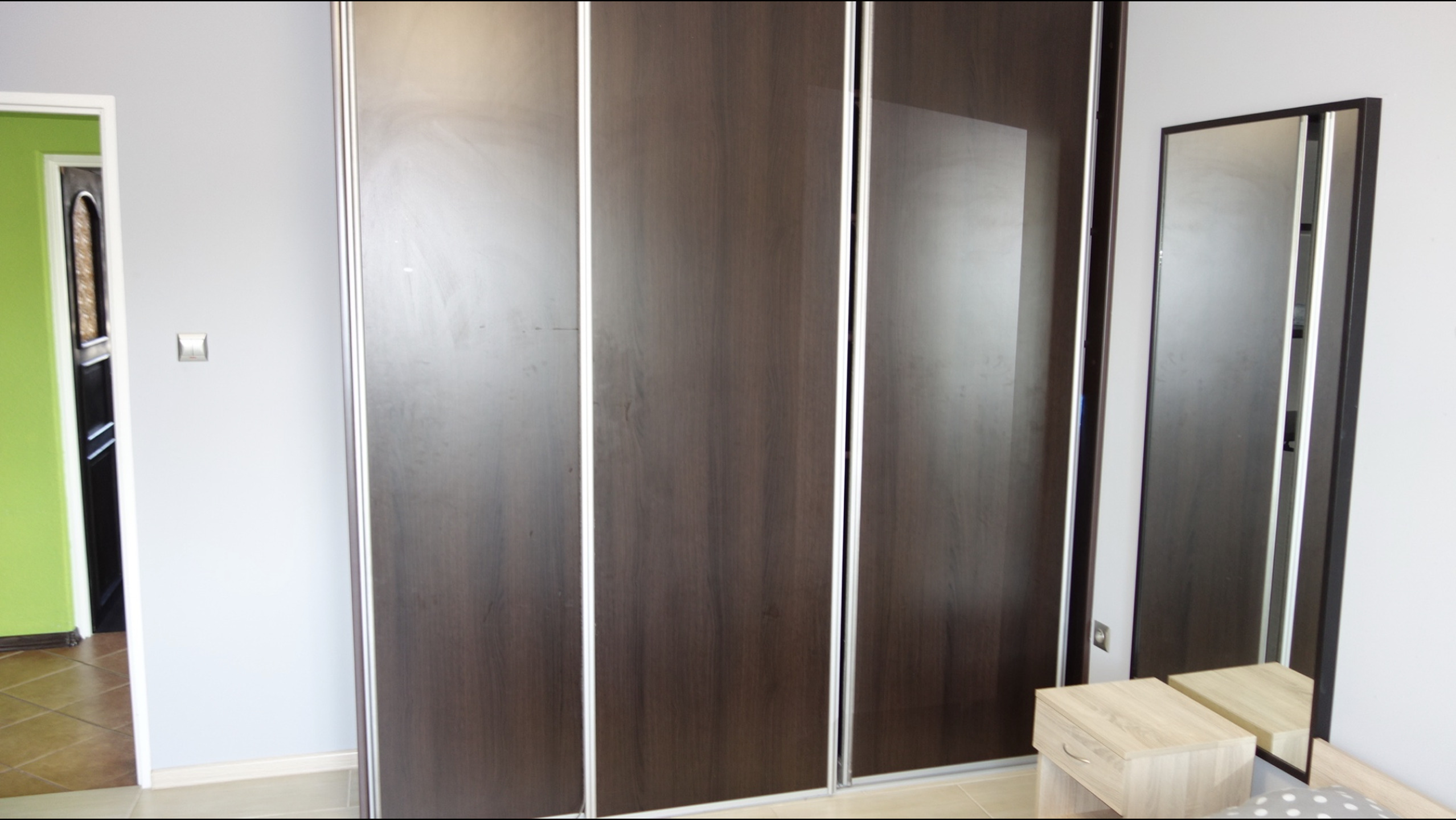 Mieszkanie w pełni umeblowane dla pracowników firmy - zdjęcie 12