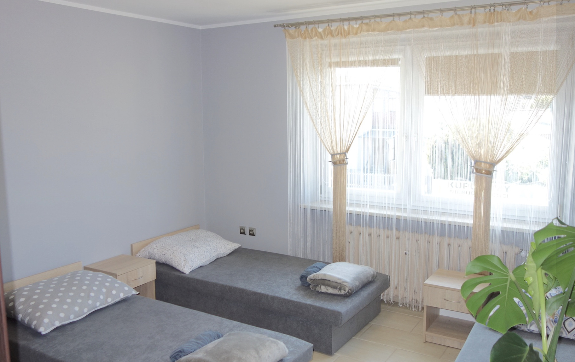 Mieszkanie w pełni umeblowane dla pracowników firmy - zdjęcie 1