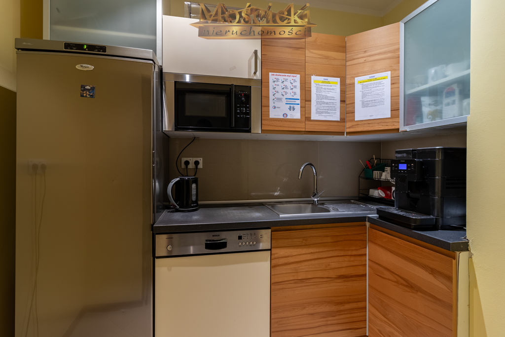 Sprzedam budynek biurowy na Ursynowie - zdjęcie 9