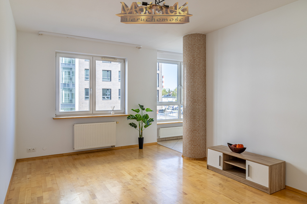 Dwa pokoje w doskonałej lokalizacji na Sadybie - zdjęcie 2