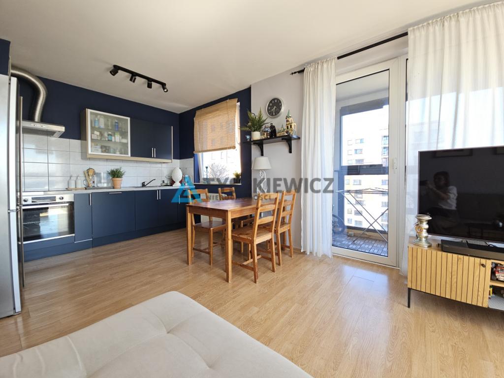 Trzy pokoje 59,2 m² z widokiem na morze Przymorze - zdjęcie 9