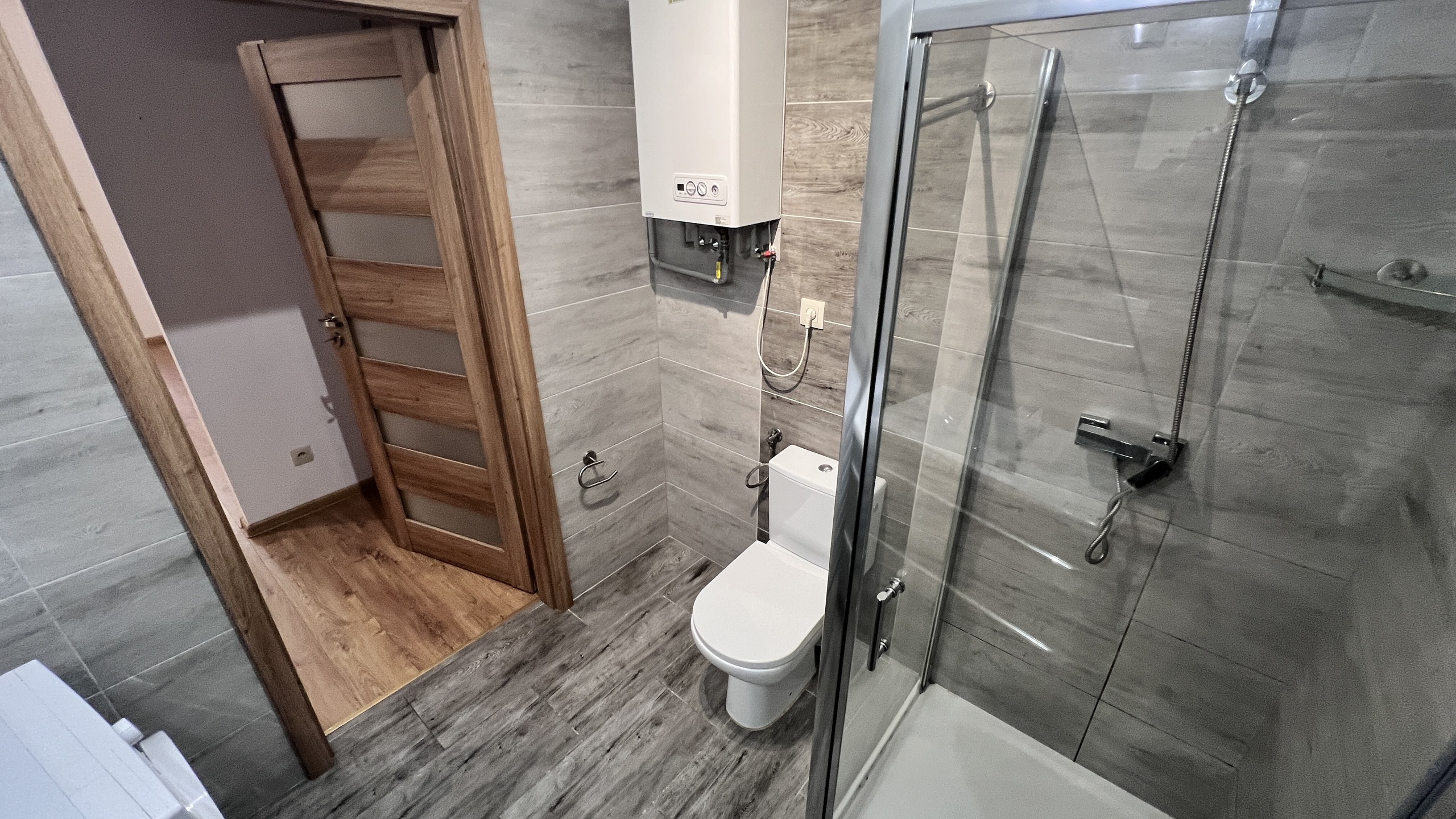 Przestronne 2 pokoje 57 m2 w centrum Lubonia - zdjęcie 5