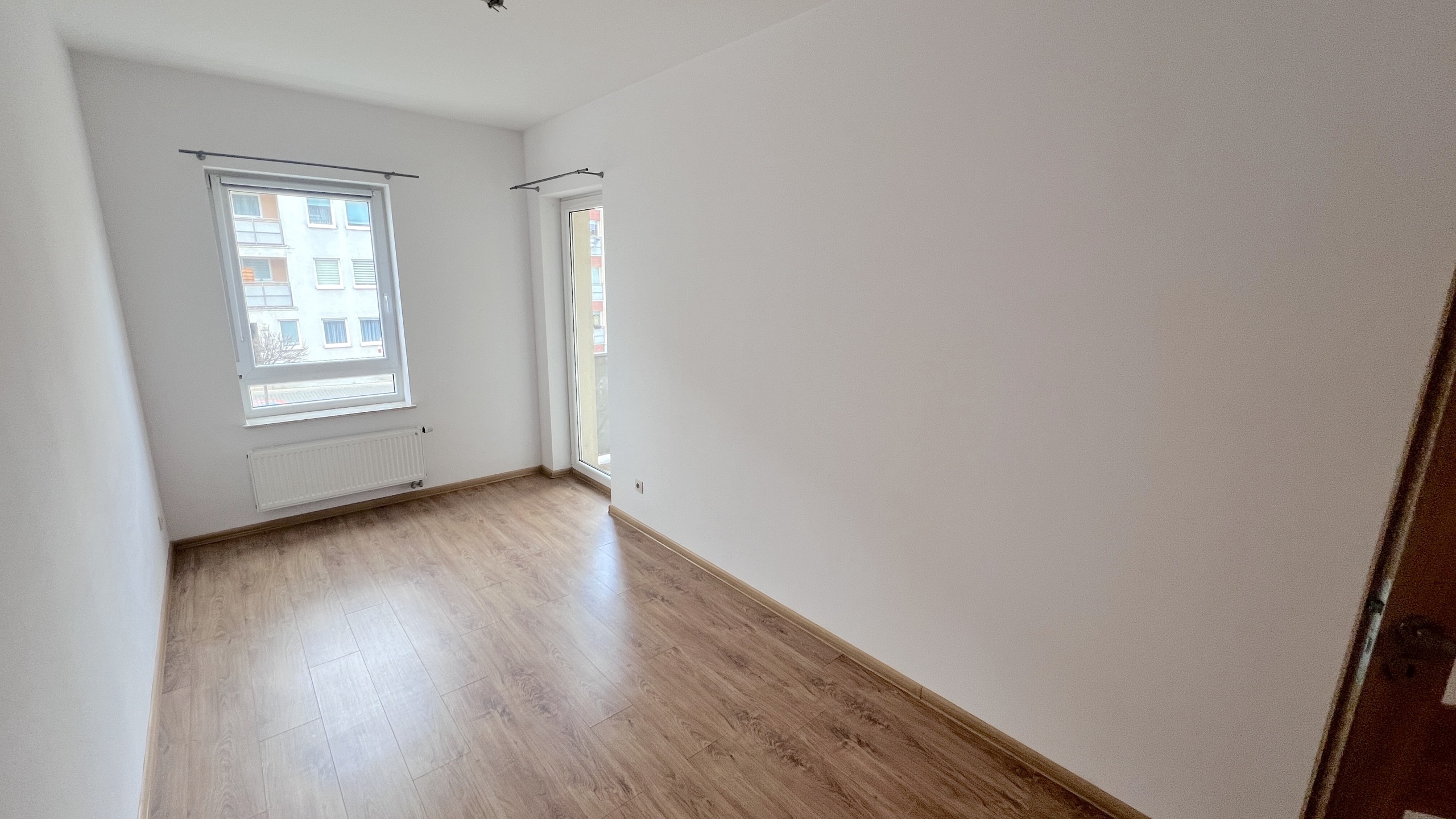 Przestronne 2 pokoje 57 m2 w centrum Lubonia - zdjęcie 9