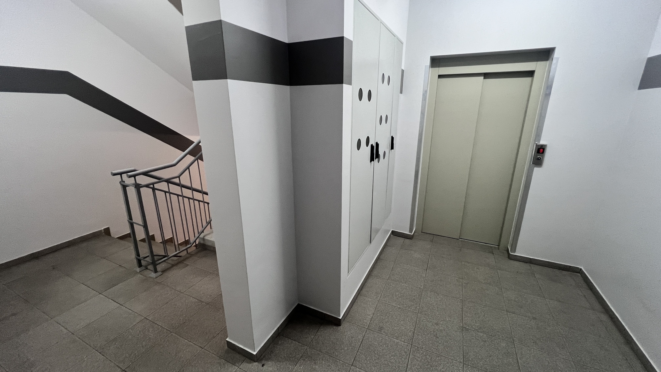 Przestronne 2 pokoje 57 m2 w centrum Lubonia - zdjęcie 11