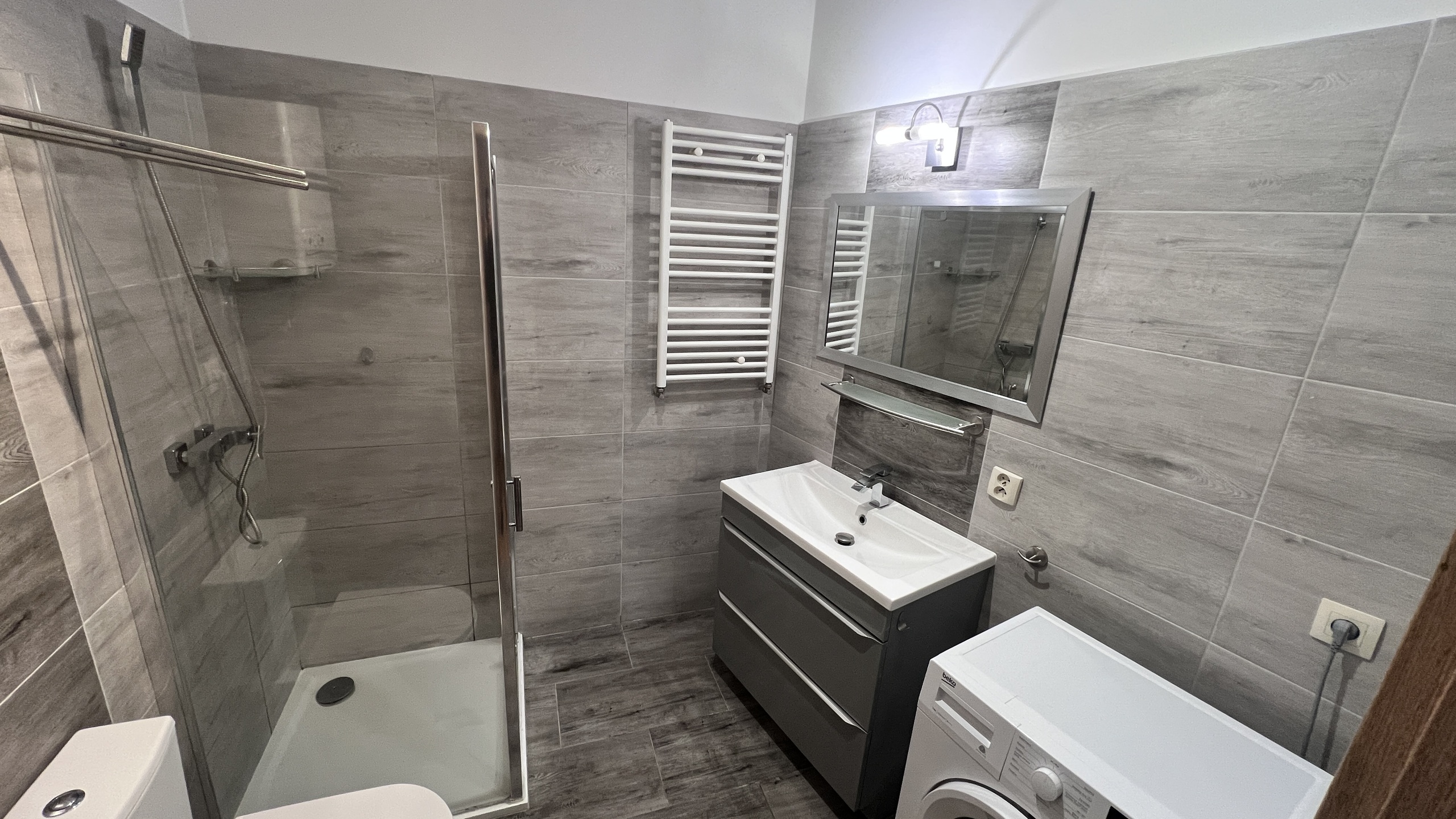 Przestronne 2 pokoje 57 m2 w centrum Lubonia - zdjęcie 4