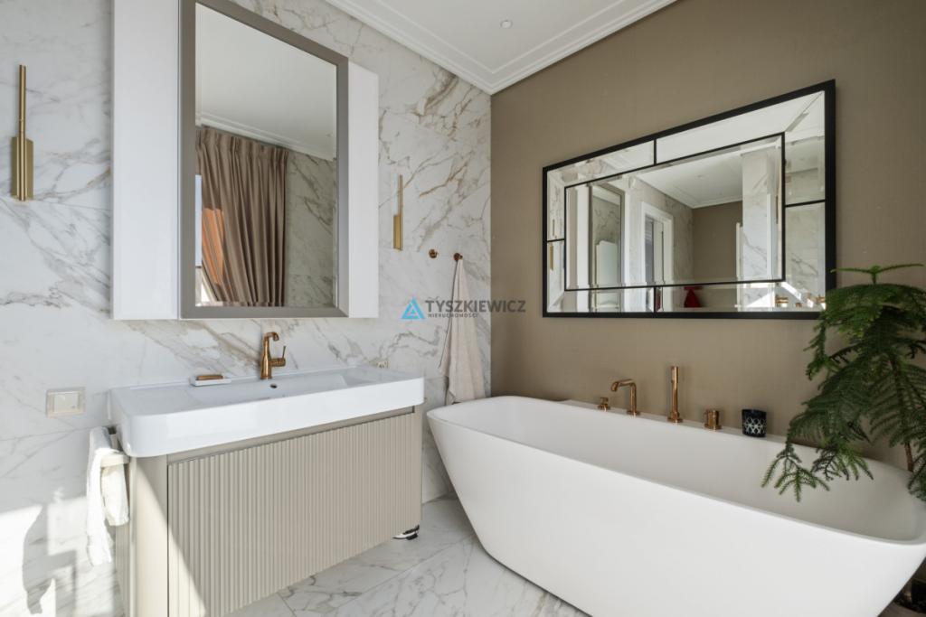 Luksusowy apartament nad morzem! - zdjęcie 15