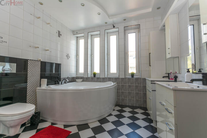 Dom 330 m², Łomianki - zdjęcie 11