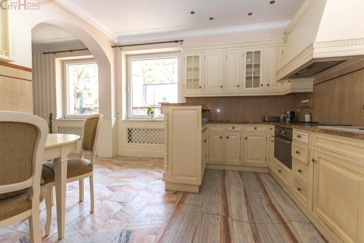 Dom 330 m², Łomianki - zdjęcie 7