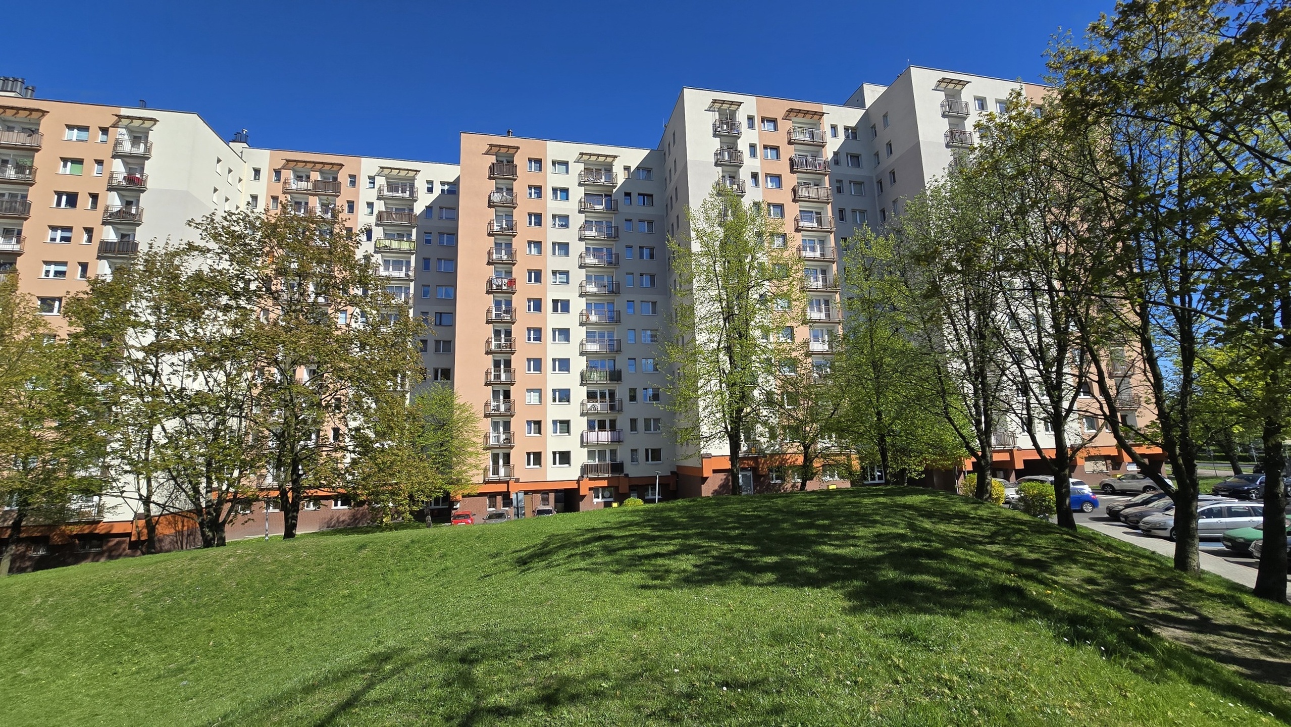 Przestronna kawalerka do sprzedaży na osiedlu Paderewskiego - blisko Doliny Trzech Stawów! - zdjęcie 9