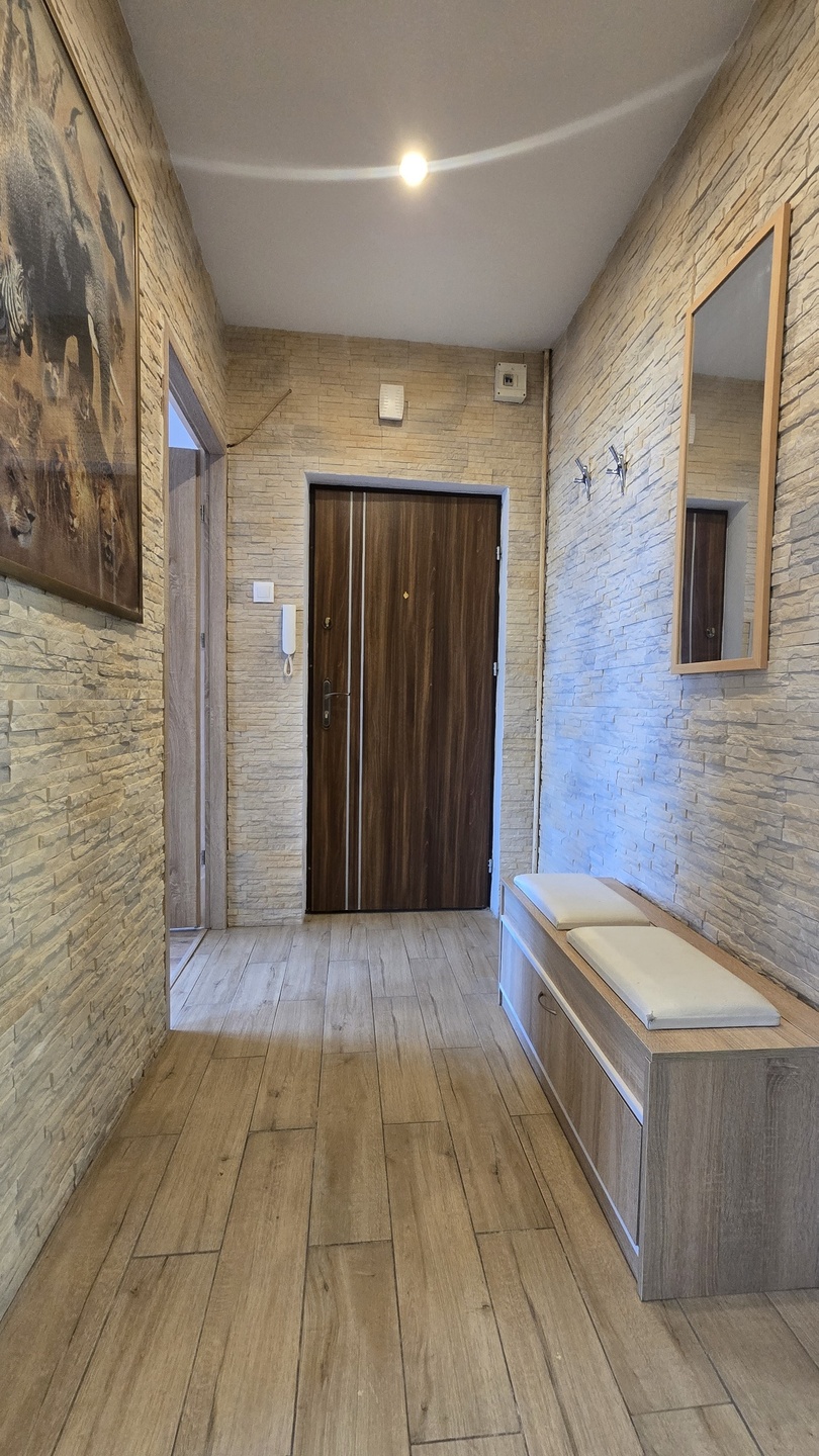 Ładne, 2 pokoje do wynajęcia w niskim bloku blisko centrum miasta! - zdjęcie 14