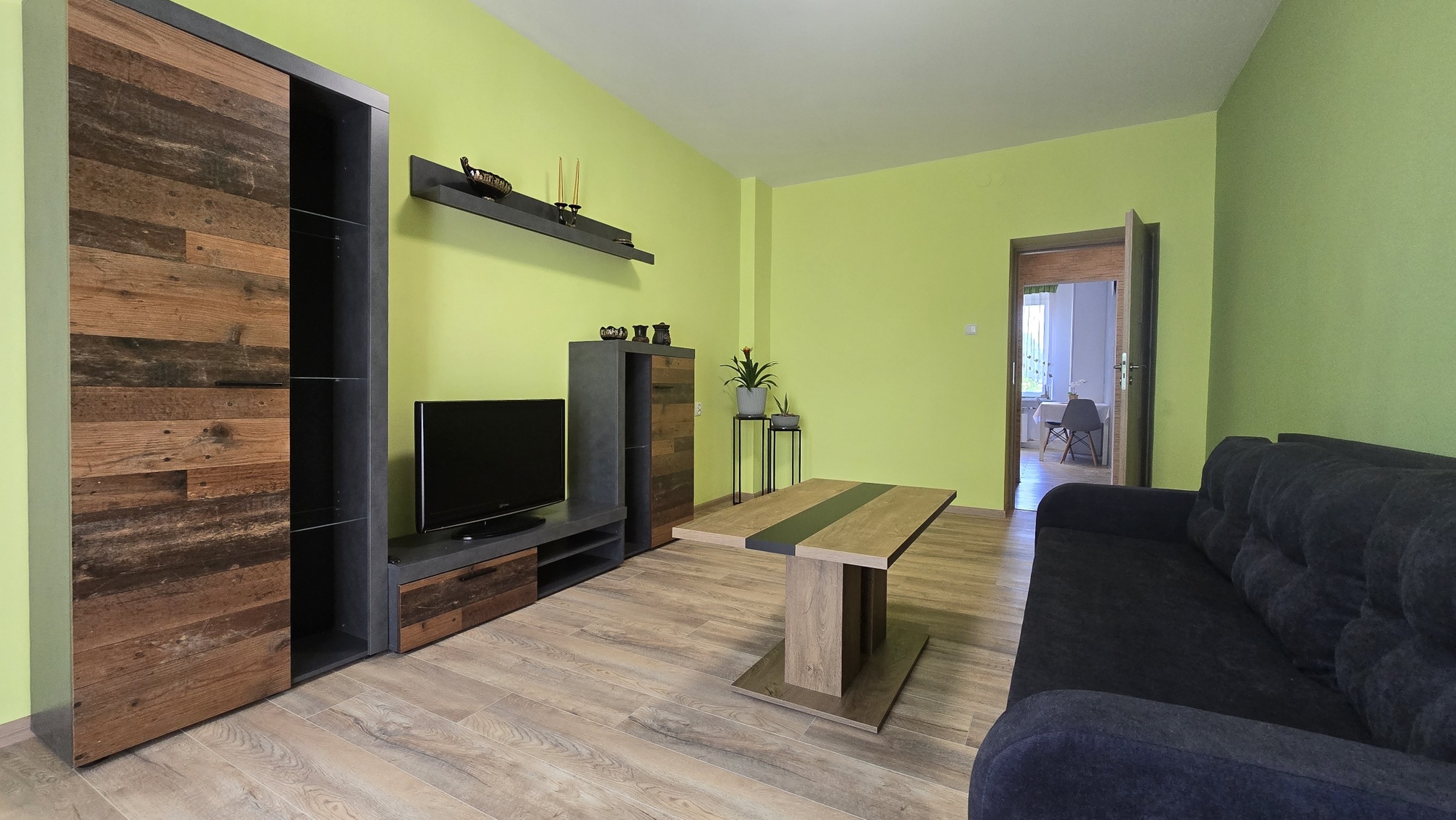 Ładne, 2 pokoje do wynajęcia w niskim bloku blisko centrum miasta! - zdjęcie 4