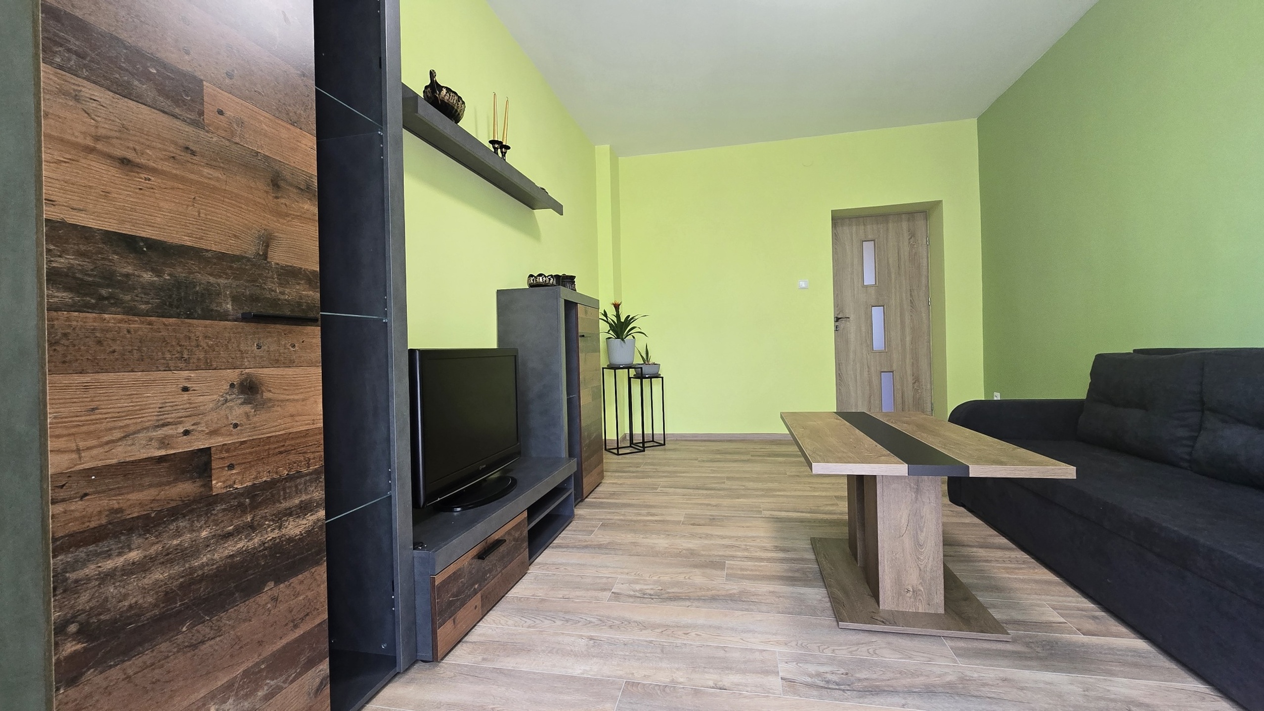 Ładne, 2 pokoje do wynajęcia w niskim bloku blisko centrum miasta! - zdjęcie 5