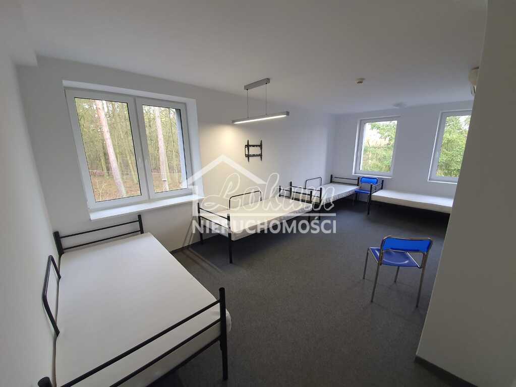 Lokal biurowy na sprzedaż, 446 m², Trzeszczyn - zdjęcie 1