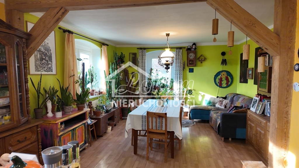 Dom 300 m², Ukiernica - zdjęcie 1