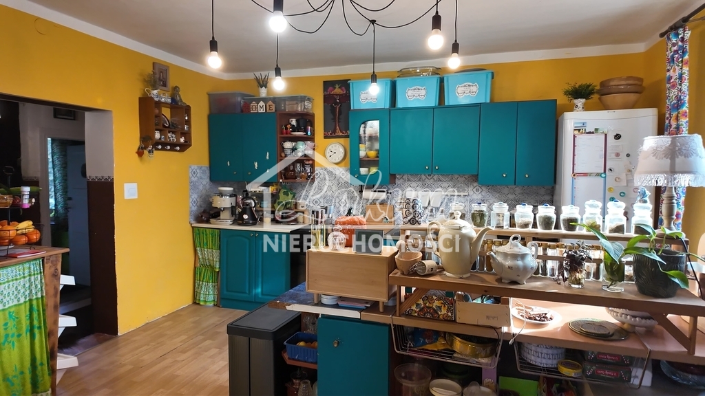 Dom 300 m², Ukiernica - zdjęcie 3