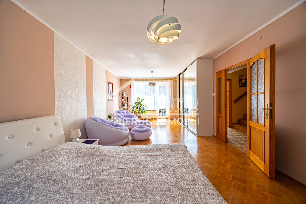 Dom 380&nbsp;m², Obelzanki - zdjęcie 18