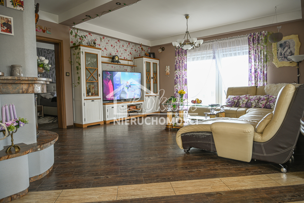 Dom 156&nbsp;m², Jedlice - zdjęcie 1