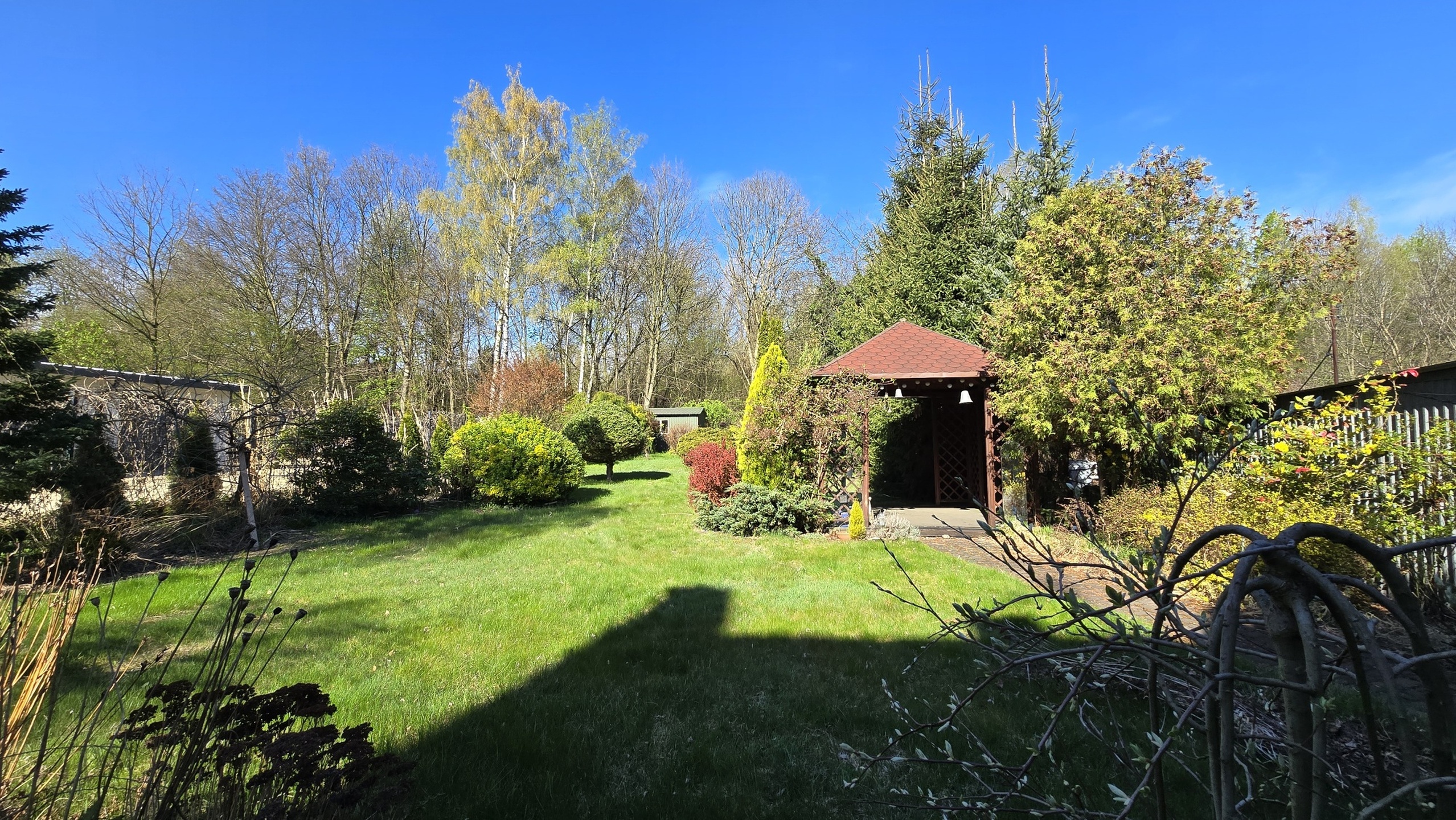 Przestrzeń, natura i wygoda - do sprzedaży duży dom z pięknym ogrodem! - zdjęcie 17