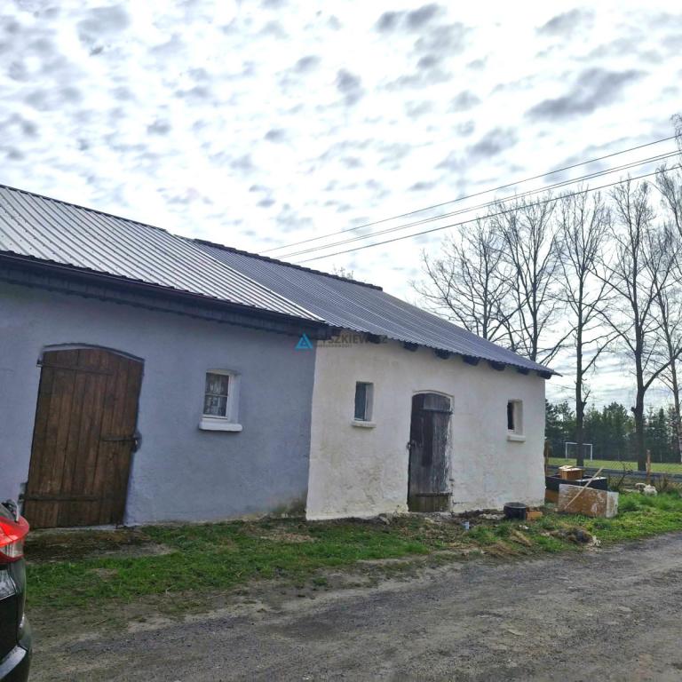 DOM W ZABUDOWIE SZEREGOWEJ SKRAJNY Z POTENCJAŁEM - zdjęcie 5