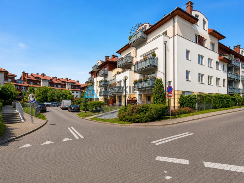 Przestronne, dwupoziomowe mieszkanie rodzinne - zdjęcie 19