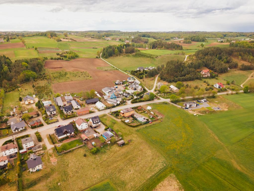 Działka gotowa pod budowę, z widokiem na jezioro - zdjęcie 9