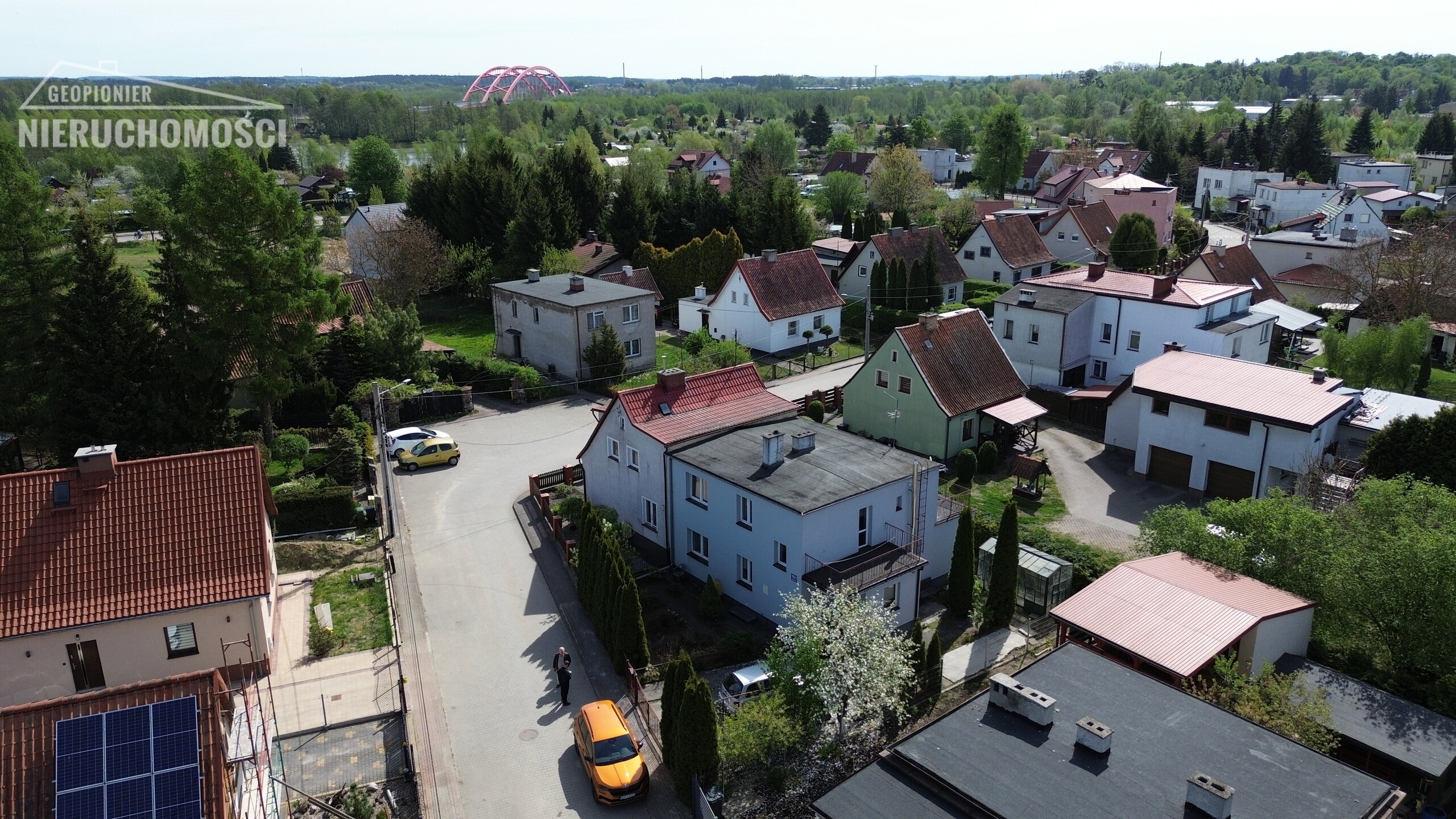 VII-758 Dom w Ostródzie przy ulicy Mrongowiusza, 5 pokoi, dwie łazienki - zdjęcie 1