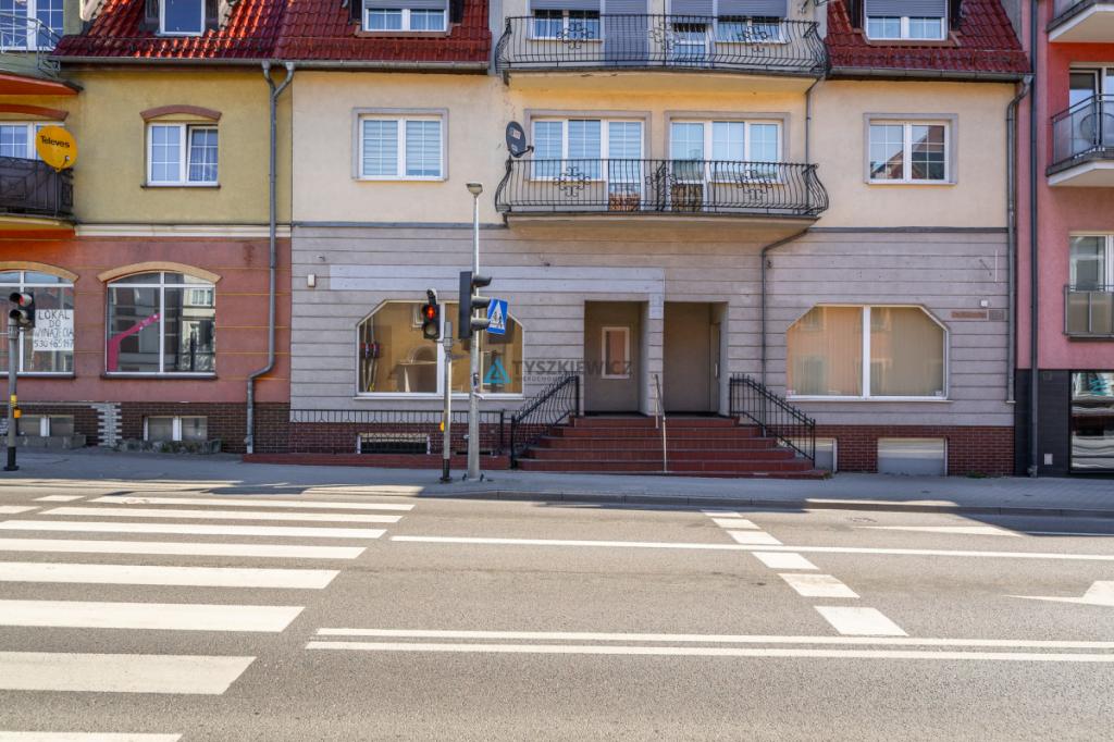 Lokal handlowo-usługowy w centrum Bytowa - zdjęcie 16