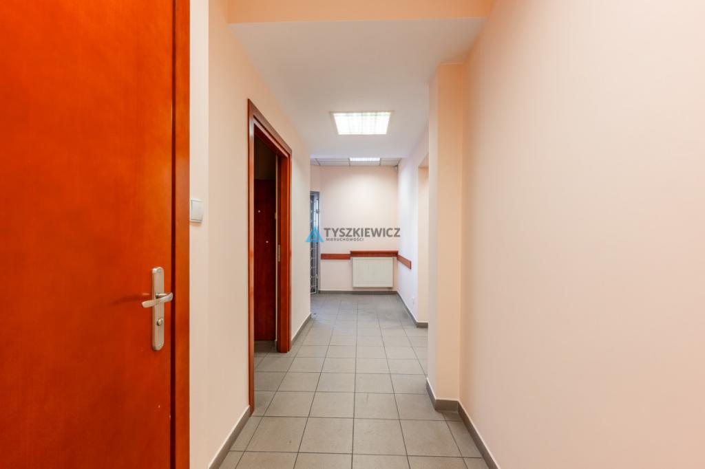 Lokal handlowo-usługowy w centrum Bytowa - zdjęcie 7
