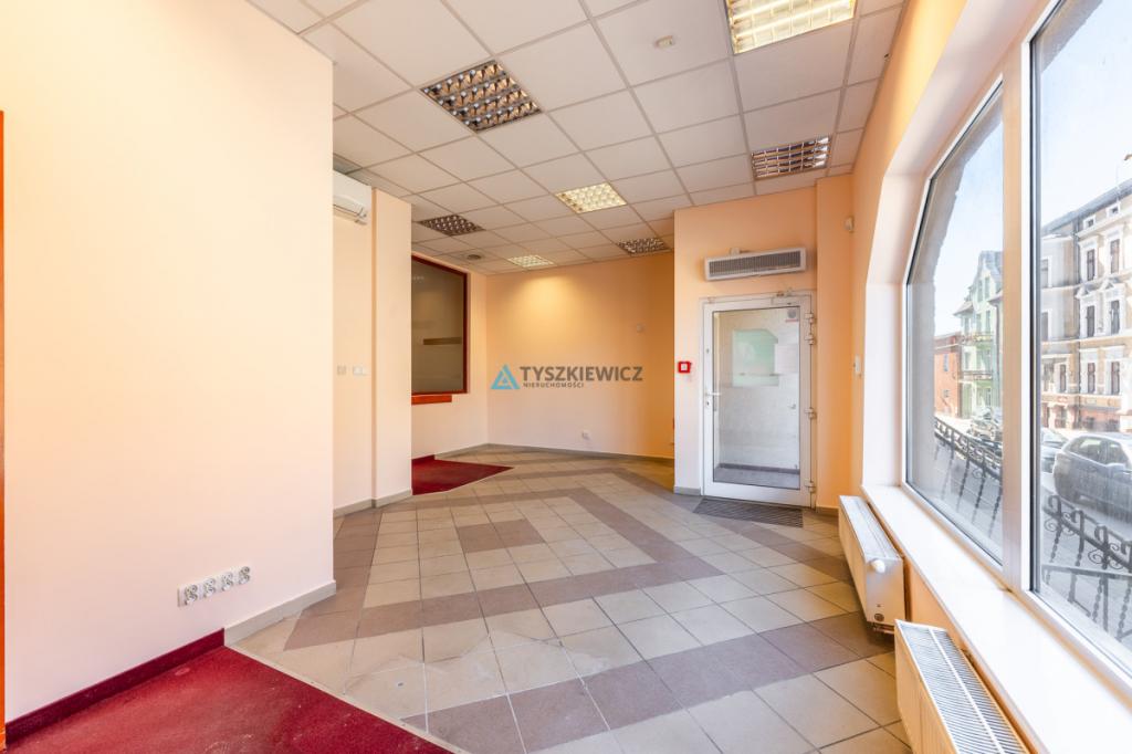 Lokal handlowo-usługowy w centrum Bytowa - zdjęcie 5