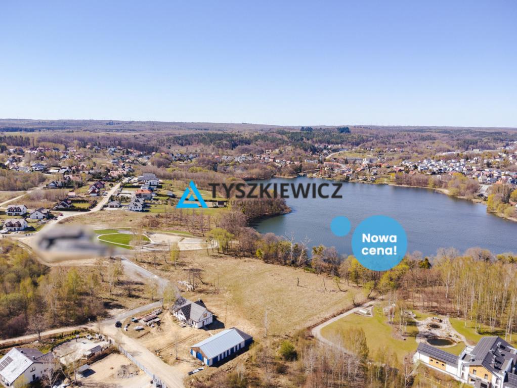 Działka z malowniczym widokiem na jezioro - zdjęcie 1