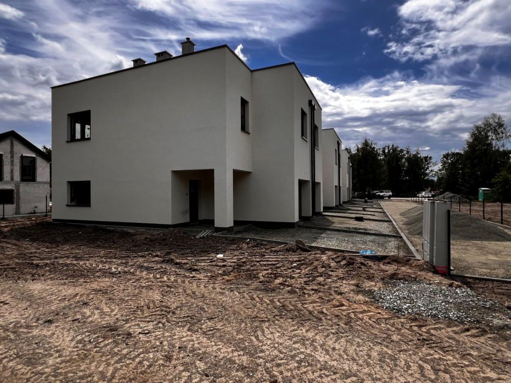 kanalizacja , pompa, garaż, las - zdjęcie 2