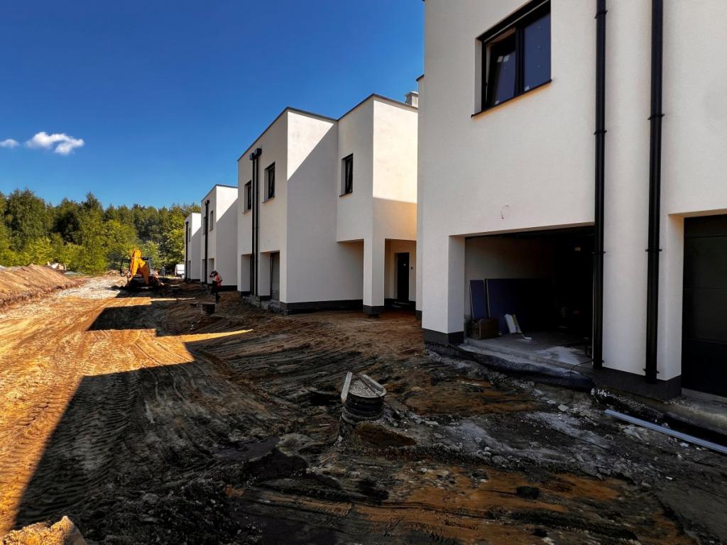 kanalizacja , pompa, garaż, las - zdjęcie 7