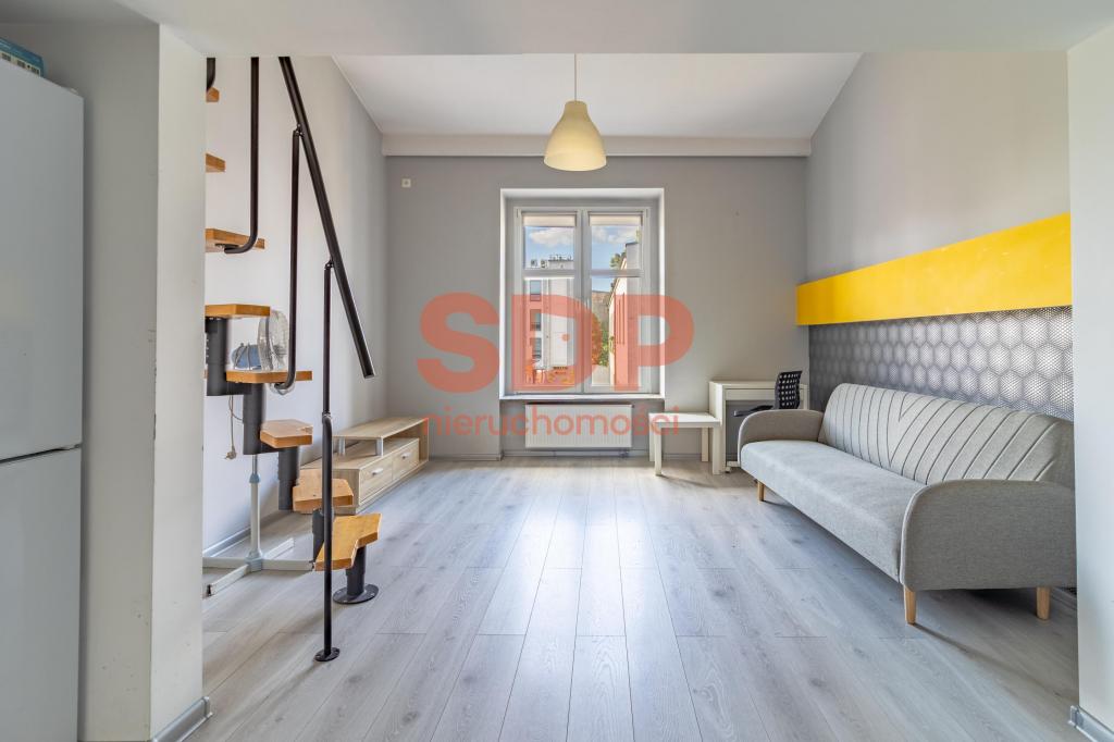 Mieszkanie 31 m², Łódź, Śródmieście, Rewolucji 1905 roku - zdjęcie 1