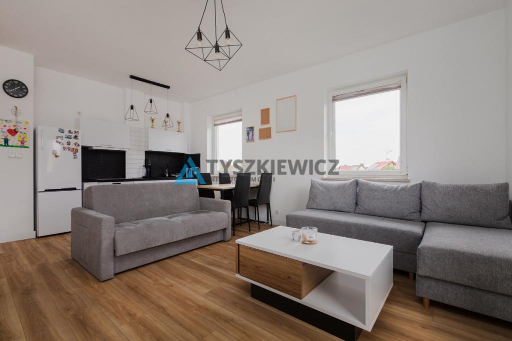 Przytulne mieszkanie z balkonem w Rumi - 37 m². - zdjęcie 3
