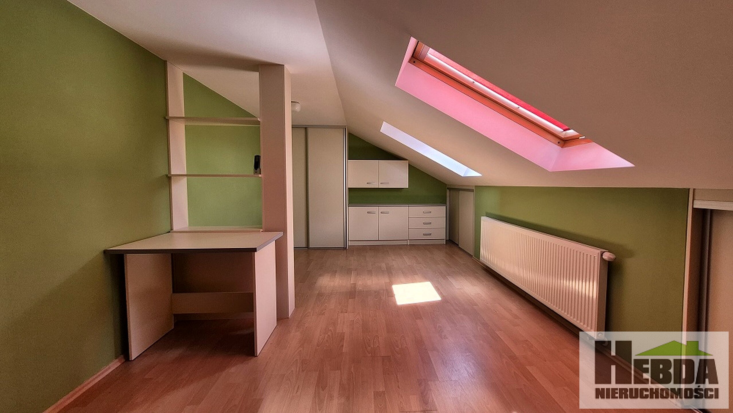 Zawada, CUDNE MIEJSCE !! ZOBACZ ! domek 120 m2 lekko schowany w naturze - zdjęcie 16